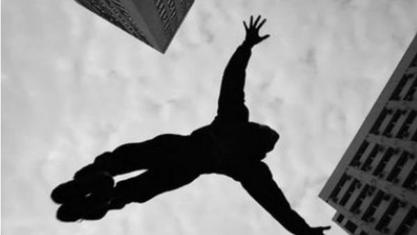 Girl: కాలేజ్ కు వెళ్లిన ఎల్ఎల్ బీ అమ్మాయి. కాలేజ్ 7వ అంతస్తు నుంచి కిందకు దూకి ?, ఏం జరిగింది ?