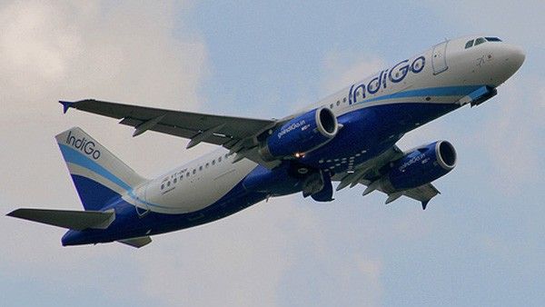 ఇండిగో వింటర్ సేల్: రూ. 2023కే విమాన టికెట్లు, 3 రోజులే ఆఫర్, కొత్త ఏడాదిలో జర్నీ