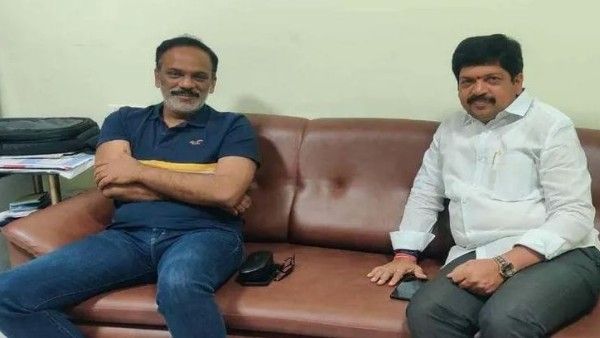 బుజ్జగింపులా.. బేరసారాలా?