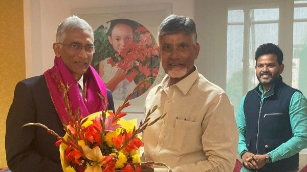 నీతి ఆయోగ్ సీఈవోతో చంద్రబాబు చర్చలు-మోడీ సూచన మేరకు-ఏం చెప్పారంటే ?