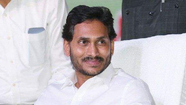 ఆర్ధికాన్ని చక్కదిద్దే పనిలో జగన్ ? నియామకాలు, కొనుగోళ్లపై ఆంక్షలు-సీఎఫ్ఎంస్ స్ధానంలో హెర్బ్ ?