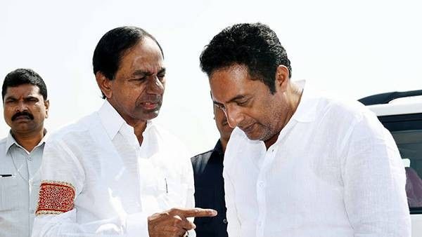 కేసీఆర్ బీఆర్ఎస్ ఆవిర్భావసభలో కనిపించని ప్రకాష్ రాజ్, కుమారస్వామి.. ఆసక్తికర చర్చ