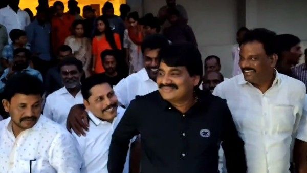 చిరంజీవి వాల్తేరు వీరయ్య సినిమా థియేటర్లో వైసీపీ ఎమ్మెల్యే హంగామా.. పూనకాలు లోడింగ్!!