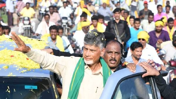 తెలంగాణాలో చంద్రబాబు వ్యూహాలు.. టీడీపీ పాదయాత్రలు, బస్సు యాత్రలు; లక్ష్యం అదే!!