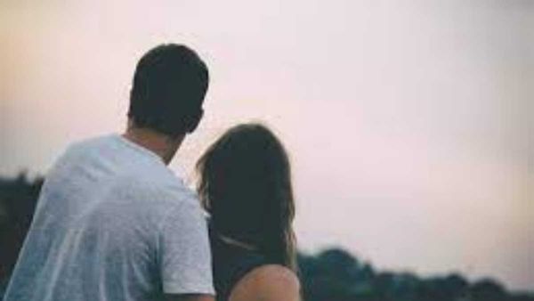 Lovers: కిలాడీ లేడీ, కన్నింగ్ బాయ్ ఫ్రెండ్, రాత్రి ఏం చేస్తున్నారంటే ?, లిఫ్ట్ అడిగింది ?