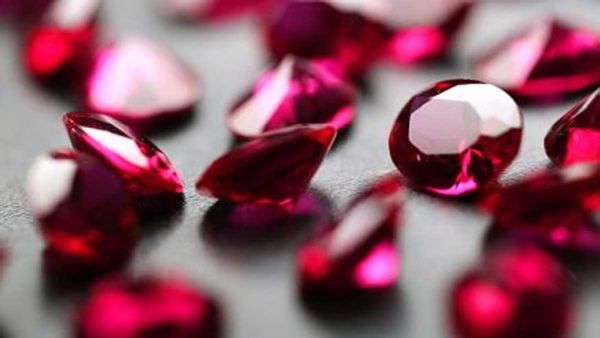 AStrology: రత్నాలు ధరిస్తే నిజంగానే సమస్యలు తొలిగిపోతాయా..!