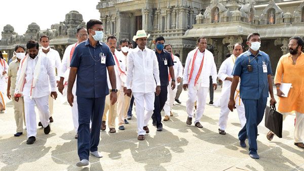 ఇద్దరు ముఖ్యమంత్రులతో యాదాద్రి ఆలయానికి కేసీఆర్: ఖమ్మం సభకు హాజరయ్యేది వీరే..!!