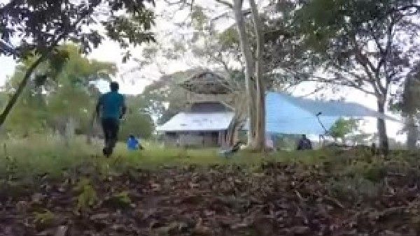 ఇండోనేషియాలో భారీ భూకంపం: 7.7గా తీవ్రత, వణికిపోయారిలా (వీడియో)