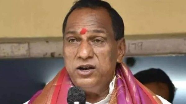 ఏపీ ప్రత్యేక హోదా, పోలవరంపై మంత్రి మల్లారెడ్డి సంచలనం; పోటీపైనా మల్లారెడ్డి వ్యాఖ్యల కలకలం!!