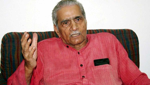 మాజీ కేంద్రమంత్రి, దిగ్గజ న్యాయవాది శాంతి భూషణ్ కన్నుమూత