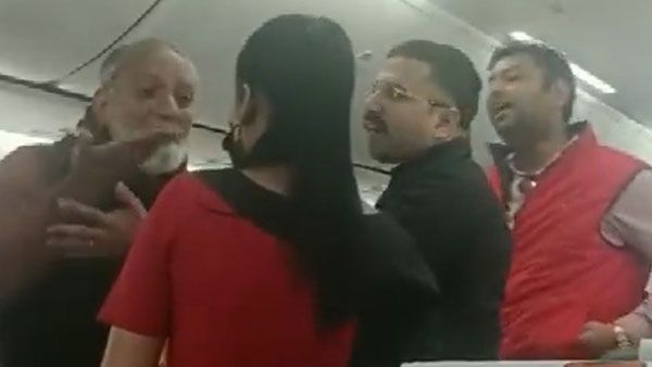 Viral Video: హైదరాబాద్ విమానంలో మహిళా సిబ్బంది పట్ల దౌర్జన్యం..!!