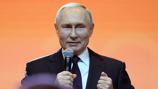 ఉక్రెయిన్‌తో యుద్ధంపై సంచలన ప్రకటన చేసిన వ్లాదిమిర్ పుతిన్..!!