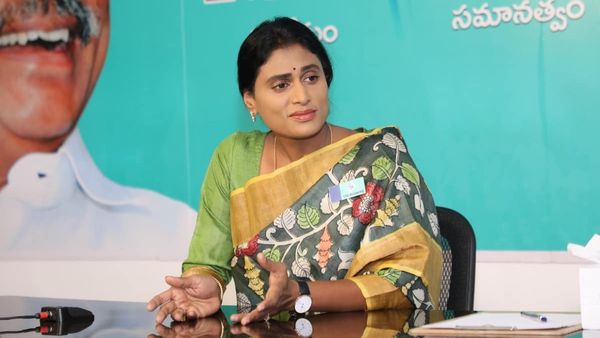 ఆపరేషన్ సక్సెస్ పేషెంట్ డైడ్.. హరీష్‌రావు ఆరోగ్యశాఖ ప్రగతి నివేదికపై వైఎస్ షర్మిల సెటైర్లు!!