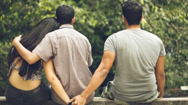 Lady: భర్తకు విడాకులు ఇచ్చింది. ప్రియుడికి రసగుల్లా ఇచ్చింది, ప్రియురాలి కూతుర్ని ఏం చేశాడంటే ?