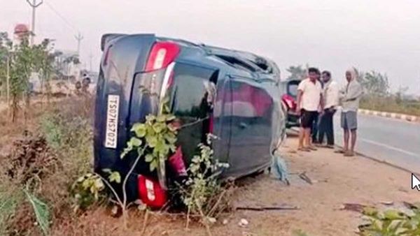 పెంబర్తి జాతీయ రహదారిపై ఘోర ప్రమాదం: చిన్నారి సహా ముగ్గురు మృతి