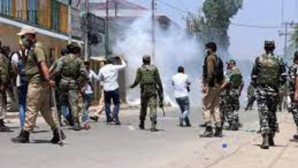 Target: ఆ రెండు పేర్లు వినపడితే కాల్చిపారేస్తున్నారు, మార్కెట్ లోనే లేపేశారు. ఏం జరిగింది ?