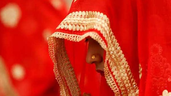 Lady: అమ్మాయి ఫర్ సేల్, మేడమ్ కు నో బెయిల్, అసలు మ్యాటర్, లక్షల్లో డీల్ చేసి క్లైమాక్స్ లో !