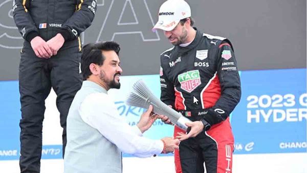అట్టహాసంగా ముగిసిన హైదరాబాద్ ఫార్ములా ఈ కార్ రేస్: విజేతగా ఎవరంటే?