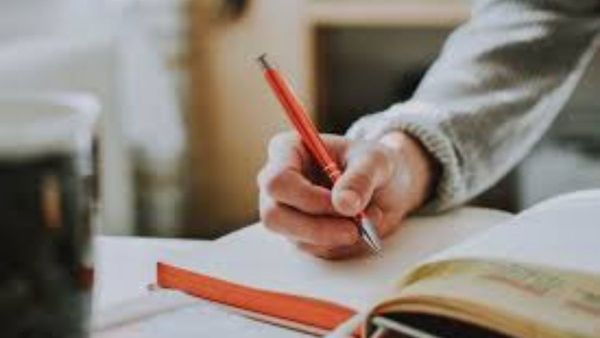 SBI Recruitment: 1031 పోస్టుల కోసం ఈ నెల 30 లోగా అప్లై చేయండి