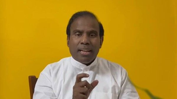 నా ఫోన్ కూడా ట్యాప్ అవుతోంది- అమిత్‌ షా, సీజేఐతో మాటలను చాటుగా వింటోన్నారు..!!