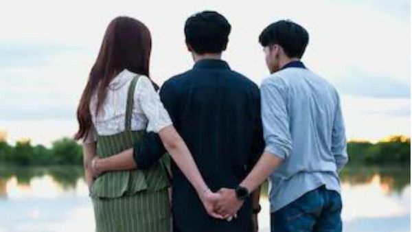 girlfriend: అక్రమ సంబంధం, మోజు తీరిందని మరో యువకుడితో ఆంటీ ?, మాజీ బాయ్ ఫ్రెండ్ కథ !