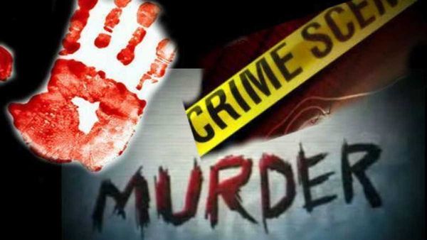 Janagama: తల్లిని గొడ్డలితో నరికిన కొడుకు.. తల చేతిలో పట్టుకుని పోలీస్ స్టేషన్‍లో లొంగుబాటు..