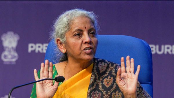 భారత మార్కెట్లకు ఢోకాలేదు, బ్యాంకింగ్ పటిష్టం: అదానీ షేర్ల పతనంపై నిర్మలా సీతారామన్