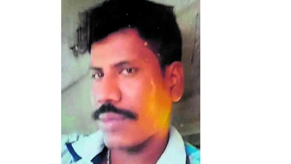 Bengaluru: అపార్ట్ మెంట్ లో ఏం జరిగింది ?, ఆ ఇద్దరూ ఒకే సారి ఎలా చనిపోయారు ?, భార్య ఎంట్రీతో ?