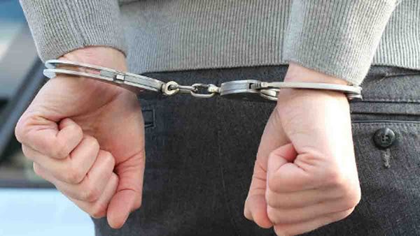 surrender: హత్య కేసులో పోలీస్ స్టేషన్ కు వెళ్లి లొంగిపోయిన సినిమా ఫైనాన్షియర్, శవం కాల్చేసి !