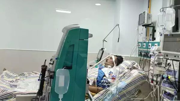 క్షీణిస్తున్న తారకరత్న ఆరోగ్యం? నందమూరి ఫ్యామిలీ, ఫ్యాన్స్ లో ఆందోళన!!