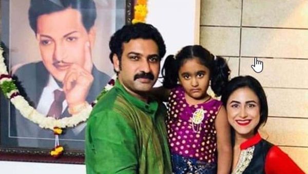 తాతపై తారకరత్న అభిమానం: NTR పేరు కలిసేలా ముగ్గురు పిల్లలకు పేర్లు
