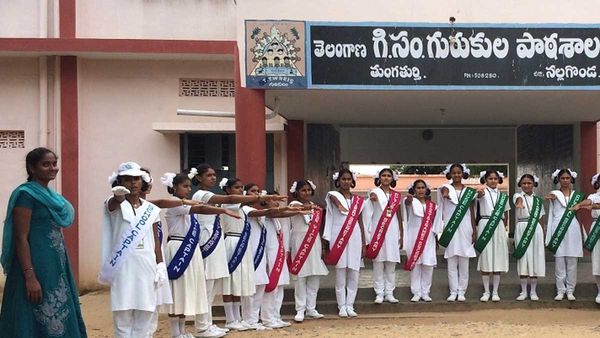 తెలంగాణ గురుకులాల్లో మరో 2వేలకుపైగా పోస్టులు ఖాళీ: త్వరలో భర్తీ