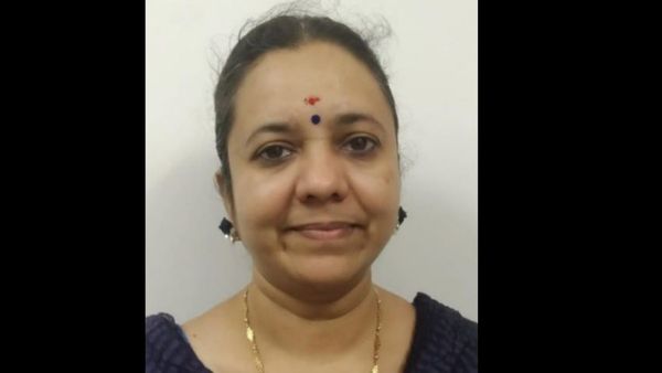 Madam: మేడమ్ కు కారు డ్రైవర్, వయసులో 26 ఏళ్లు తేడా, అపార్ట్ మెంట్ లో అంతేనా ?