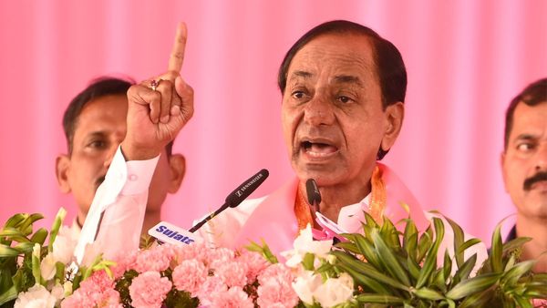 తెలంగాణాలో ఇప్పటి నుండే ఎన్నికల వేడి.. సీఎం కేసీఆర్ పై పెరుగుతున్న ఒత్తిడి