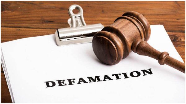 మాజీ భార్యపై 100 కోట్ల పరువునష్టం దావా వేసిన నటుడు