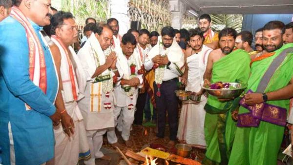 బాసర సరస్వతి ఆలయ పునర్నిర్మాణం: 50 కోట్లతో పనులు షురూ