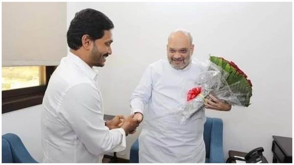 ఢిల్లీకి సీఎం జగన్ - అమిత్ షా తో భేటీ : కీలక నిర్ణయం..!?