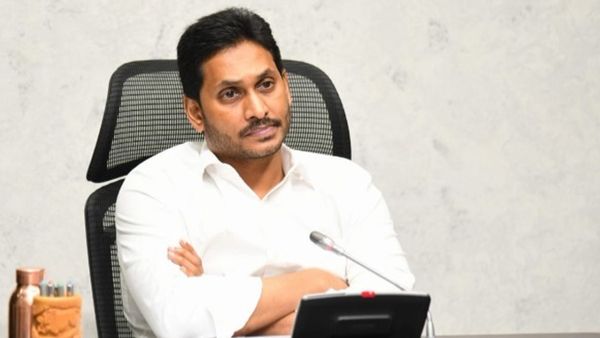 ఏపీ కేబినెట్లో మళ్లీ మార్పులు ? ఉద్వాసన వీరికే ! కొత్తగా ముగ్గురికి ఛాన్స్..!