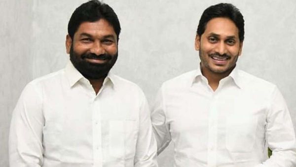 కోటంరెడ్డిపై వైసీపీ అధినాయకత్వం కీలక నిర్ణయం..!!