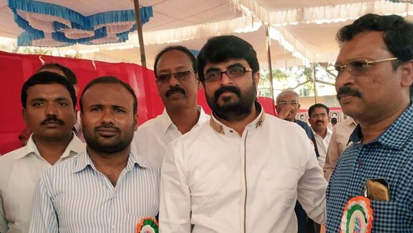 ఏపీ టీచర్ ఎమ్మెల్సీ పోరు-జగన్ సర్కార్ కు ఈసీ ఝలక్ !