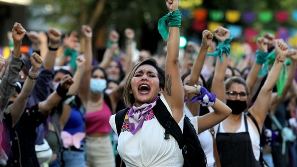 International Women's Day: మహిళా దినోత్సవం జరుపుకోవాల్సింది ఇందుకే... ఈ సంవత్సరం థీమ్ ఇదే!!