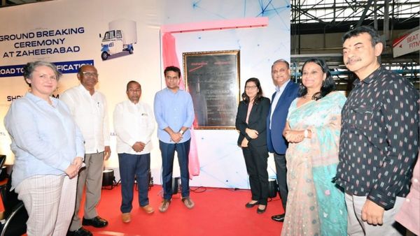 ఎలక్ట్రిక్ వాహనాల అడ్డాగా తెలంగాణ: మహీంద్ర అండ్ మహీంద్ర ఈవీ తయారీ యూనిట్ శంకుస్థాపన