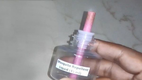 విషాదం: ఆడుకుంటూ మస్కిటో లిక్విడ్ తాగేసిన బాలుడు, మృతి