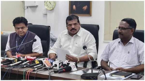 ముందస్తు, అసెంబ్లీ రద్దుపై బొత్స కామెంట్స్-ఎమ్మెల్సీ ఓటమి బాధ్యత తనదేనని అంగీకారం...