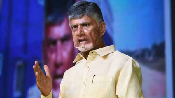 చంద్రబాబుపై కేసులు నమోదు: కీలకంగా సీసీటీవీ ఫుటేజీలు: 500 మందికి పైగా పోలీసులు