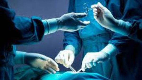 కడుపులో క్లాత్ వదిలేసిన డాక్టర్ల ఘనకార్యం; 16నెలలుగా మహిళ నరకం.. ఏం వైద్యులురా నాయనా!!