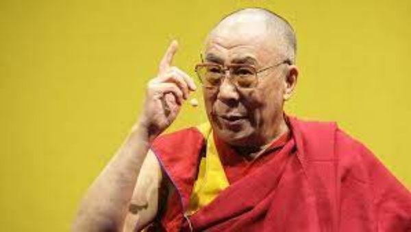 Dalai Lama: నువ్వు నా నాలుకను చప్పరించగలవా.. వైరల్ అవుతున్న దలైలామా వీడియో..
