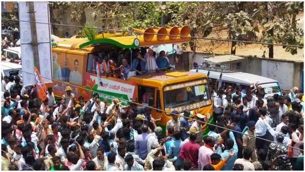 ఎన్నికల ప్రచారం మొదలుపెట్టిన హీరో సుదీప్, దుమ్ము దులిపేసిన సీఎం ర్యాలీ, జేపీ నడ్డా !