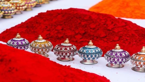  vastu tips: ఆర్ధిక ఇబ్బందులు.. అనారోగ్యాలు.. కుంకుమతో పరిహారాలు చేస్తే దూరం!!