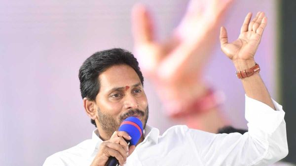 ఏపీలో ఉద్యోగులకు జగన్ గుడ్ న్యూస్- డీఎల విడుదల, బదిలీలపై కీలక హామీ...
